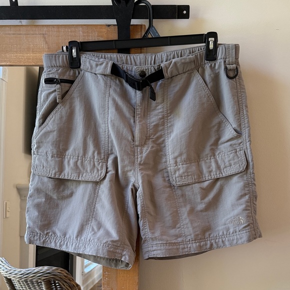 the North Face Nylon Hiking Shorts Size L - Picture 1 of 11